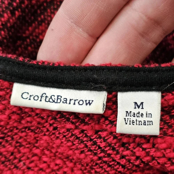 Croft & Barrow Medium Red Black Textured Knit Sweater Classic Preppy Cozy Top - Picture 4 of 7